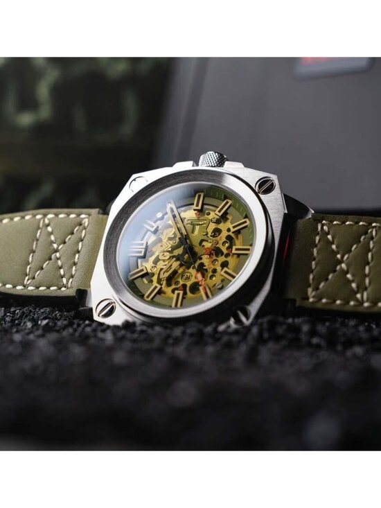 NWT Rgmt Altimeter Green Dial Men\'s Watch main image 4